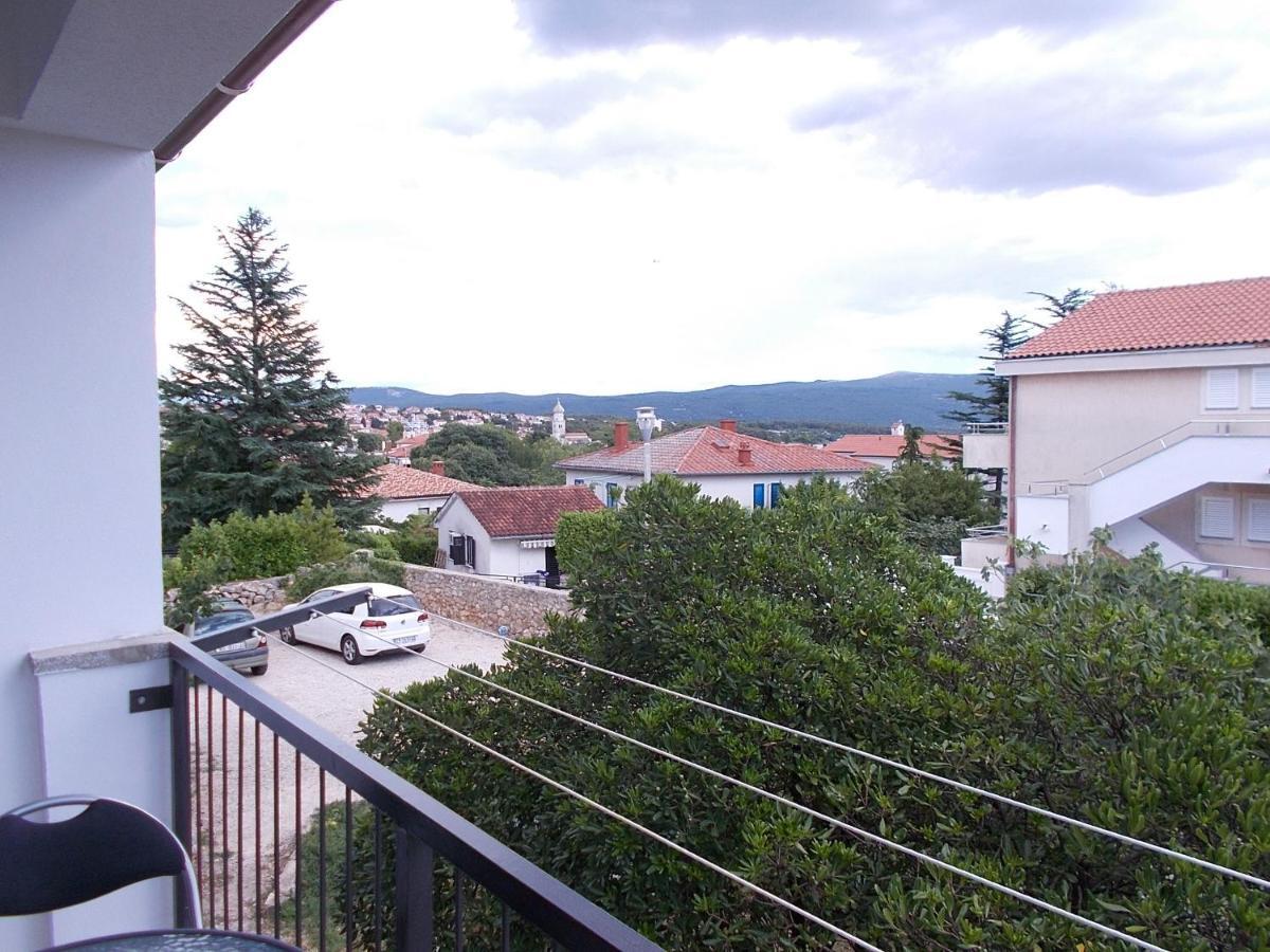 Apartment Oreskovic Krk Town Exterior photo