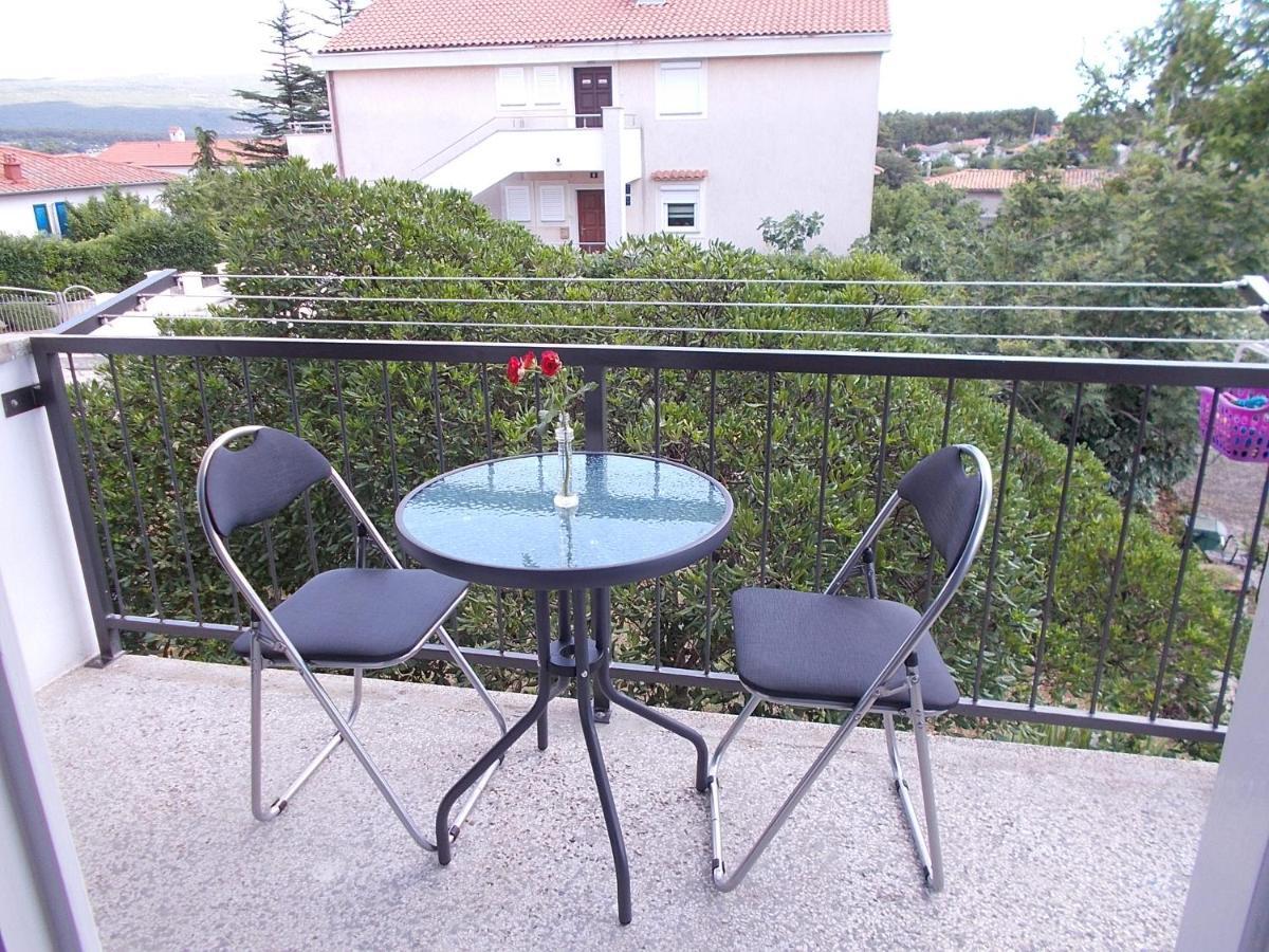 Apartment Oreskovic Krk Town Exterior photo